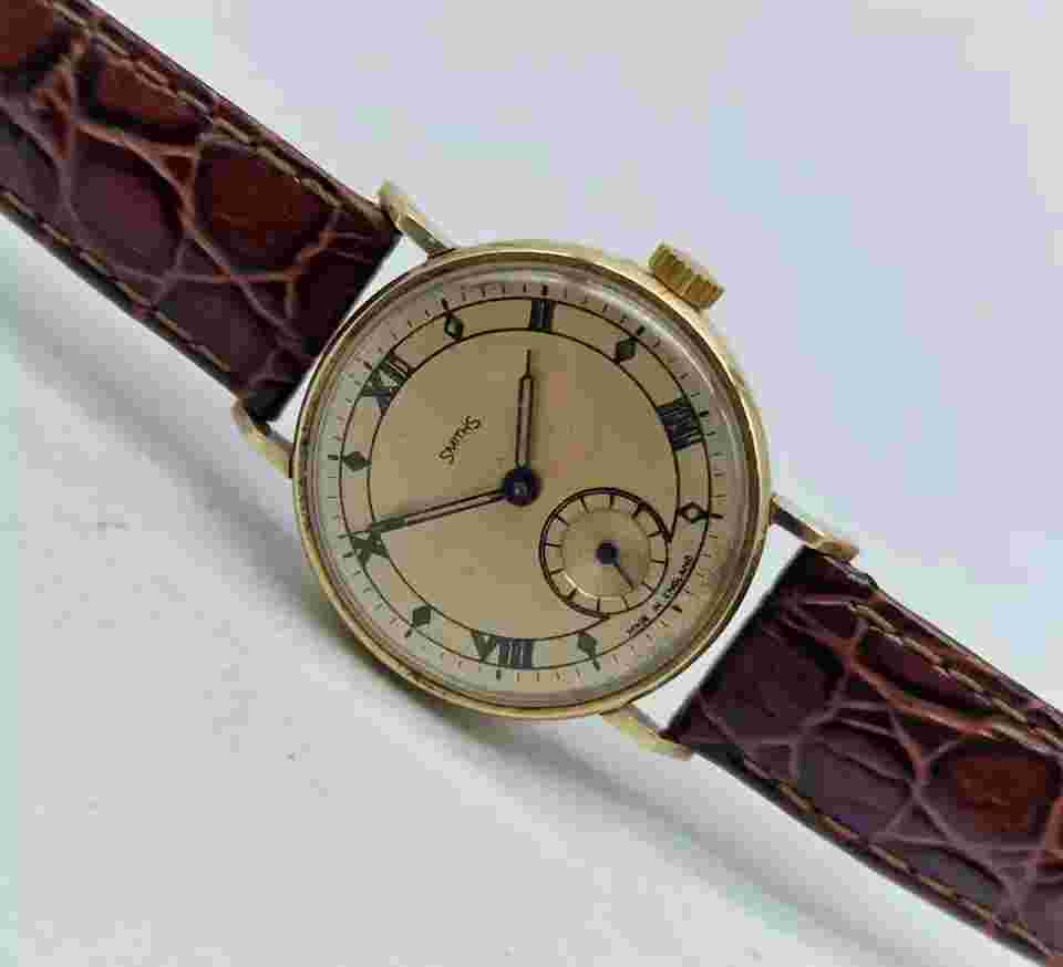 VINTAGE SMITHS 9ct GOLD SILVER DIAL MANUAL WIND MOVEMENT 31 MM. MAN'S WATCH/S030