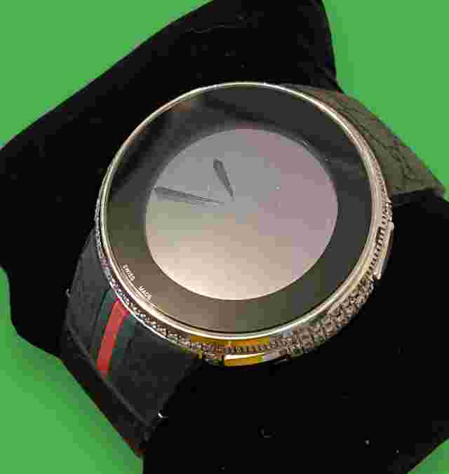 Gucci I-Gucci MENS 5.37 CTW Diamond Digital Watch NICE!!!