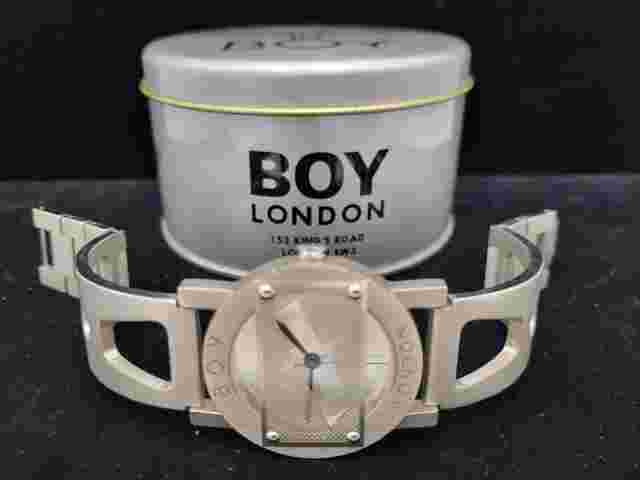 Vintage BOY LONDON  15-W Silver Stainless Watch 1980s Analog Mens Original Box