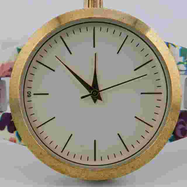 H&M 437740 Floral Pattern Quartz Analog Women's Watch Sz. 6 3/4" New Battery