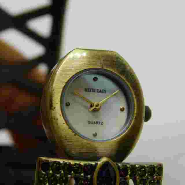 Heidi Daus "everlasting Elegance" Swarovski Encrusted Hidden Watch Bangle B7777
