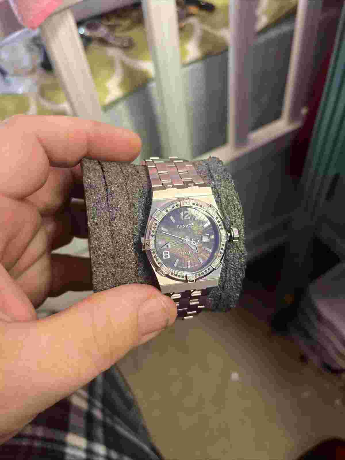 Mens Or Woman’s Renato Watch Very Rare “Sporgenza” W/ Diamonds!