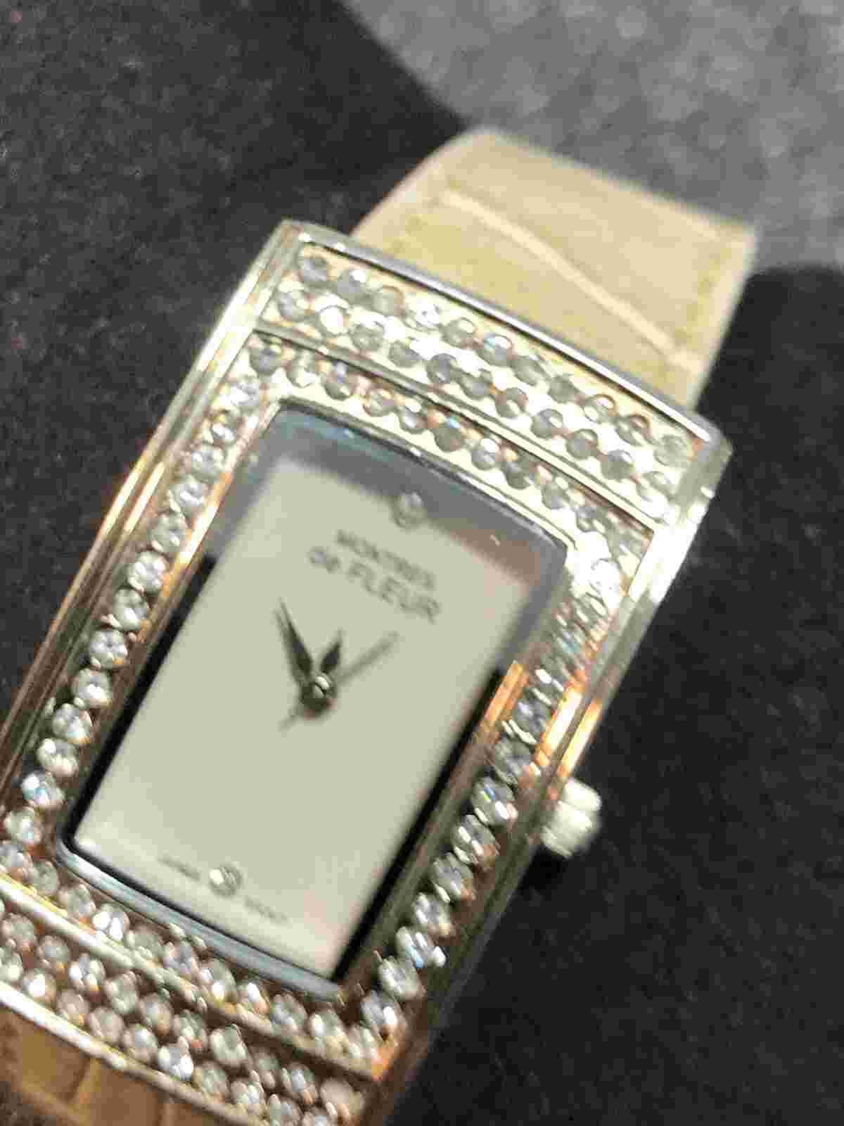Vintage Ladies Watch Silver Tone Gemmed Bezel Montres de FLEUR New Battery