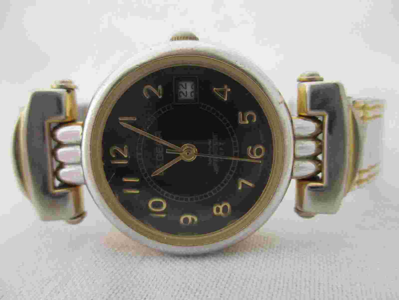 LA Gear Women's Two-Toned Water-Resistant Analog Watch Stretch Band Date