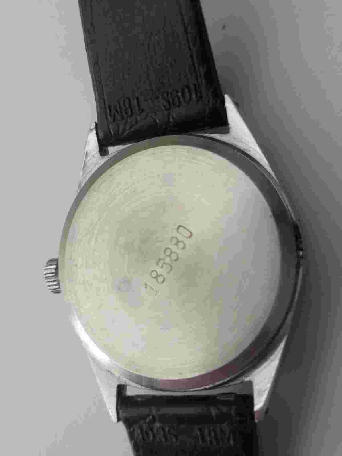 Cardinal Quartz Watch#185880. 17 Jewels. Needs Battery. Scratches. Sold As Is.