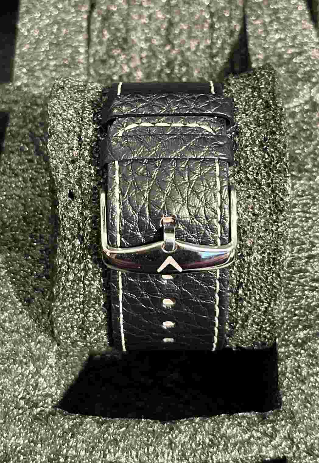 Callaway Golf Women FMDCY207 Silver Dial Black Leather Quartz Watch Rare Unique