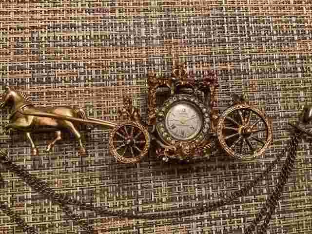 Vintage 1930 Sterling Taylor horse And Carriage Mini Watch