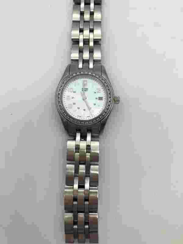 Swiss Army Mode 24831 .40ctw Diamond Bezel Fits a 7" Wrist (AP1061413)