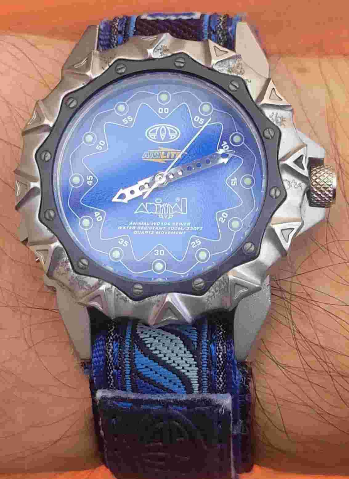 Vintage Animal ' W010S Series Watch '  Surf Divers +Original Strap RARE Y2K