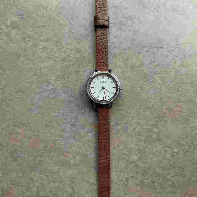 Beautiful Keep Collective Womens Watch Silver Tone Case W/Crystal Accents BB