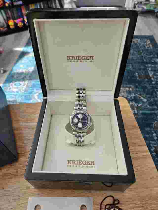 KRIEGER (KRIËGER) 1994 CHRONOMETER AUTOMATIC SWISS MADE WATCH, AMAZING SHAPE!!