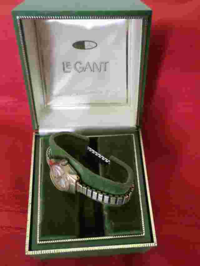Vintage LeGant 17 Jewels Women's Wrist Watch With Green LeGant Case