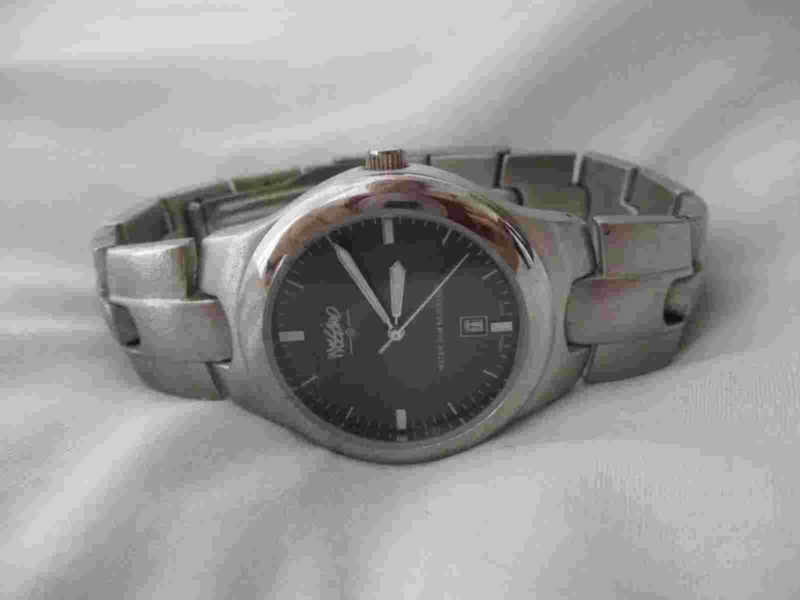 Mossimo Watch Silver Toned Stainless Steel Link Band Date Indicator WORKING!