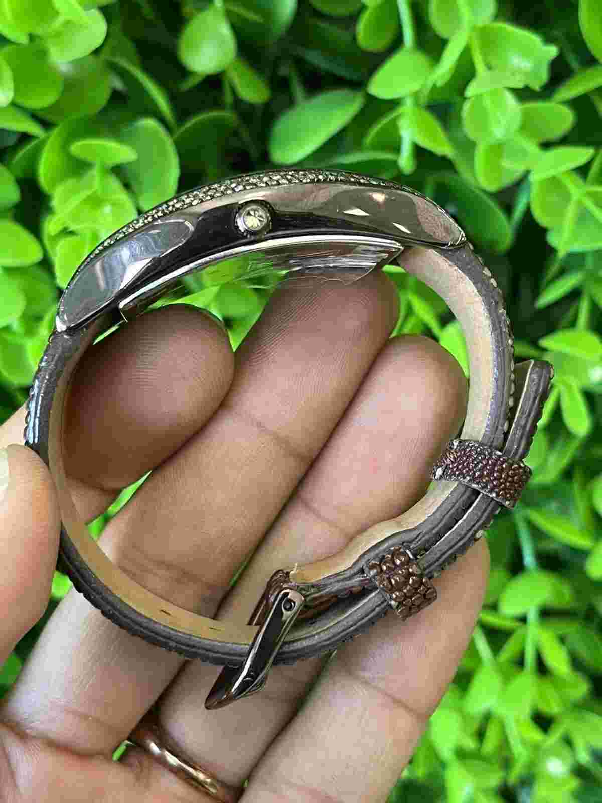 levian watch