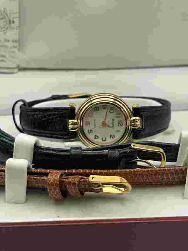 Avanti Watch With Changeable Watch Bands And Box Untested
