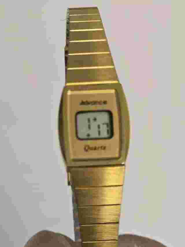 Vintage Advance Slim Digital Quartz Watch Gold Tone NEW in Box