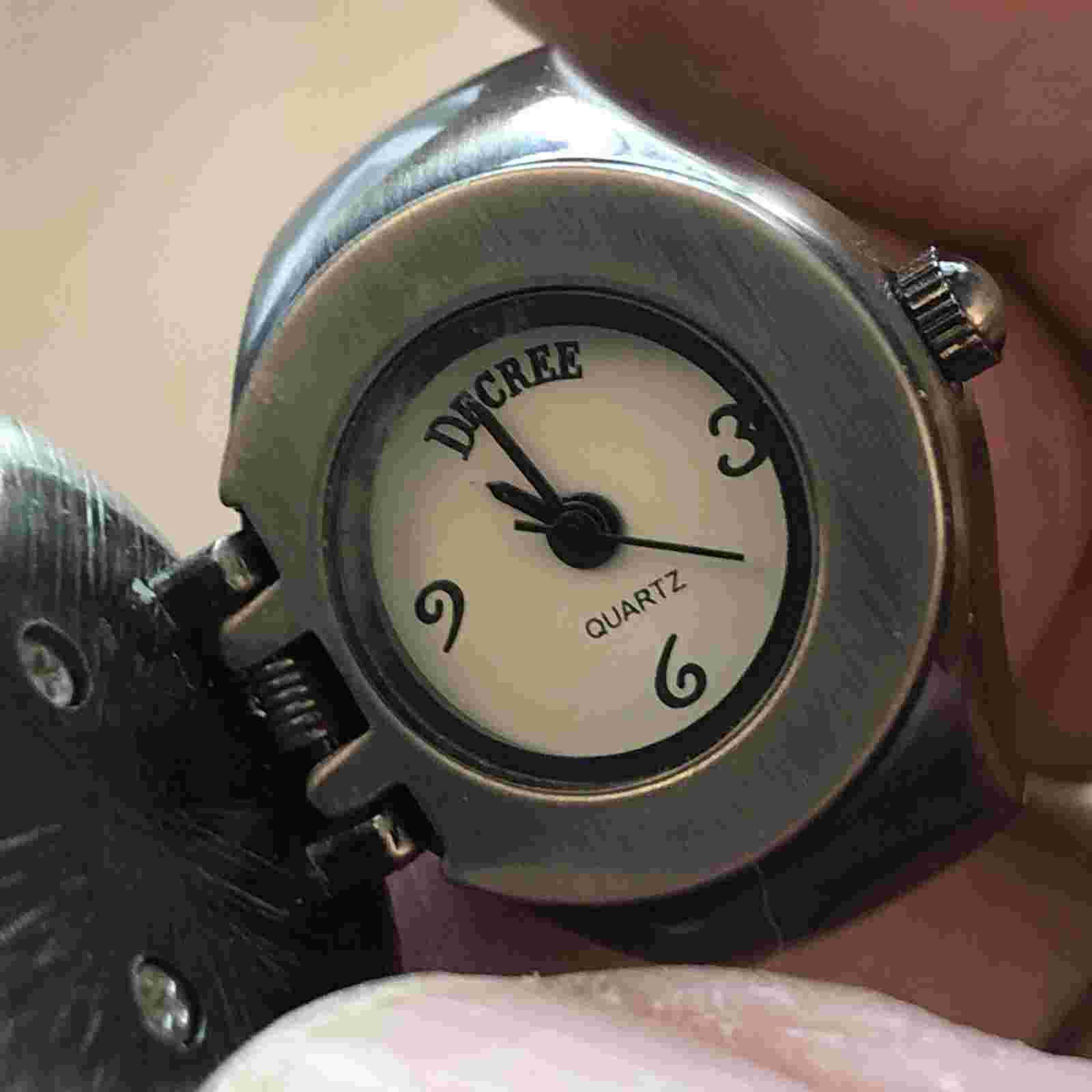 Decree Flowered Ring Watch NEW BATTERY