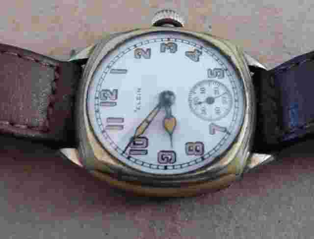 wristwatch WADSWORTH PILOT 25 YEARS by ELGIN 1923 DATE ON BACK NOT WORKING