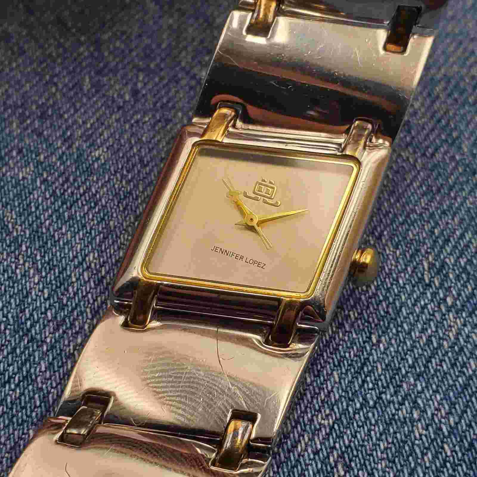 JLo by Jennifer Lopez JL/2069 JAPAN MOV'T GOLD TONE WOMEN'S WATCH NEW BATTERY