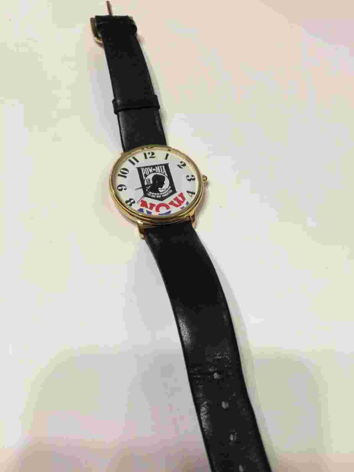 NOS Gruen Pow*mia Now Center Axis Quartz-analog Gold Tone Leather SS Back
