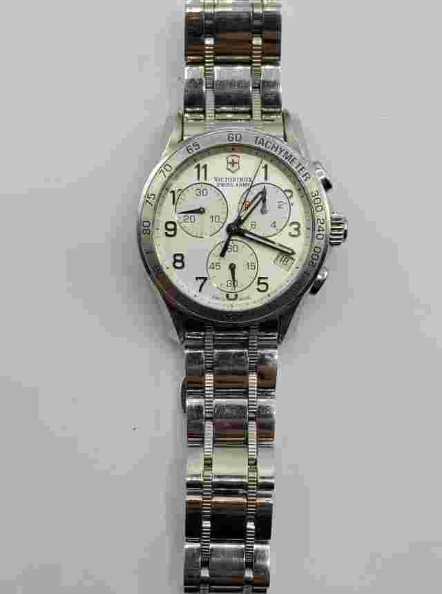 Swiss Army Victorinox Tachymeter bezel Watch 241315