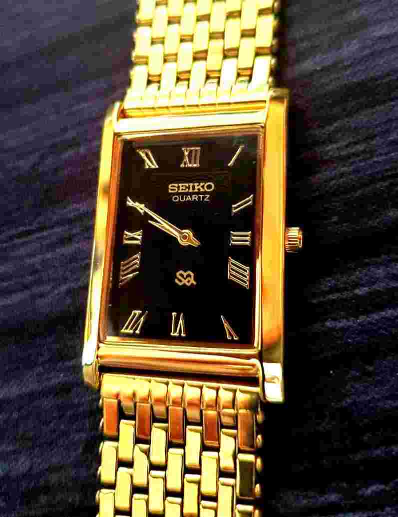 Rare Vintage Tank Slim Black Dial Milanese band Mens Watch New Epson Mvt & Batt