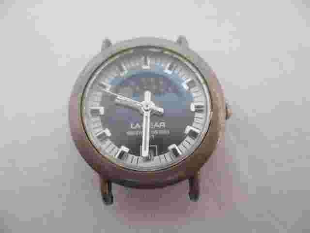 LA Gear Women's Silver Toned Analog Watch *Working*