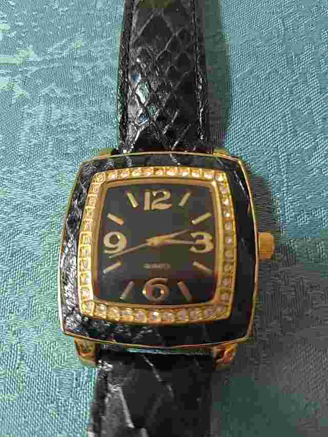 VTG. JOAN RIVERS WATCH NOT TESTED