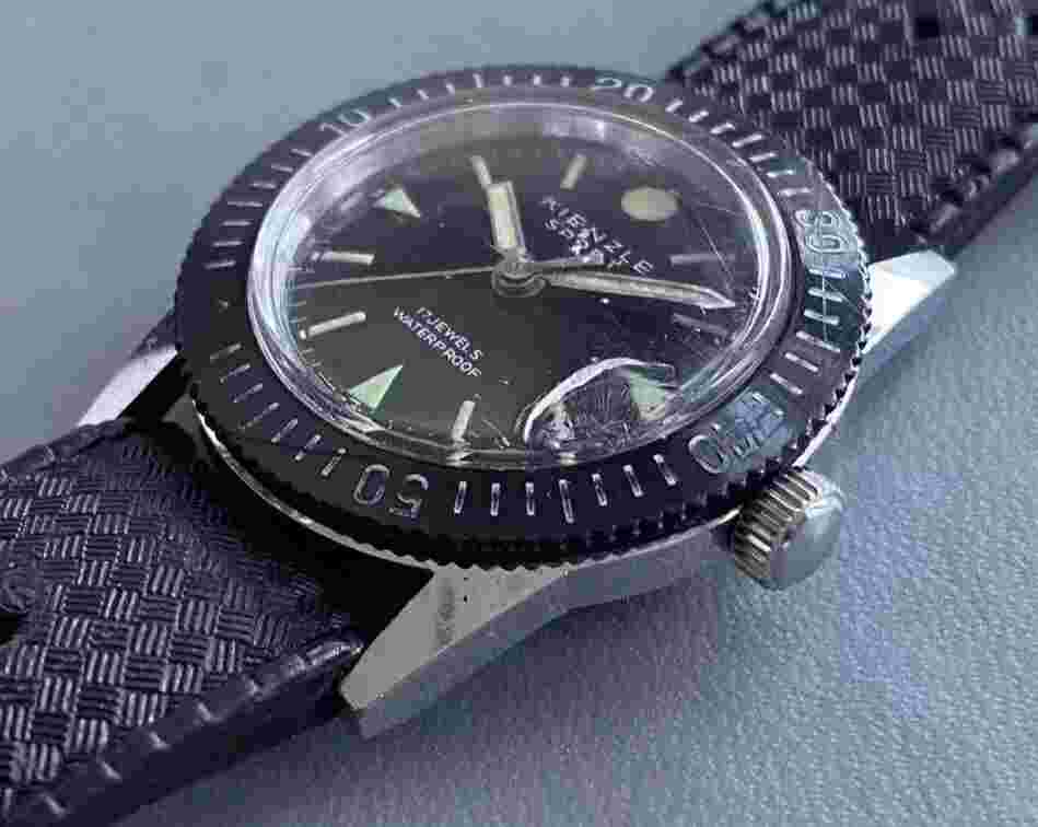 Kienzle Sport Skin Diver Watch. Tritium Dial. Original Tropic Strap. Working