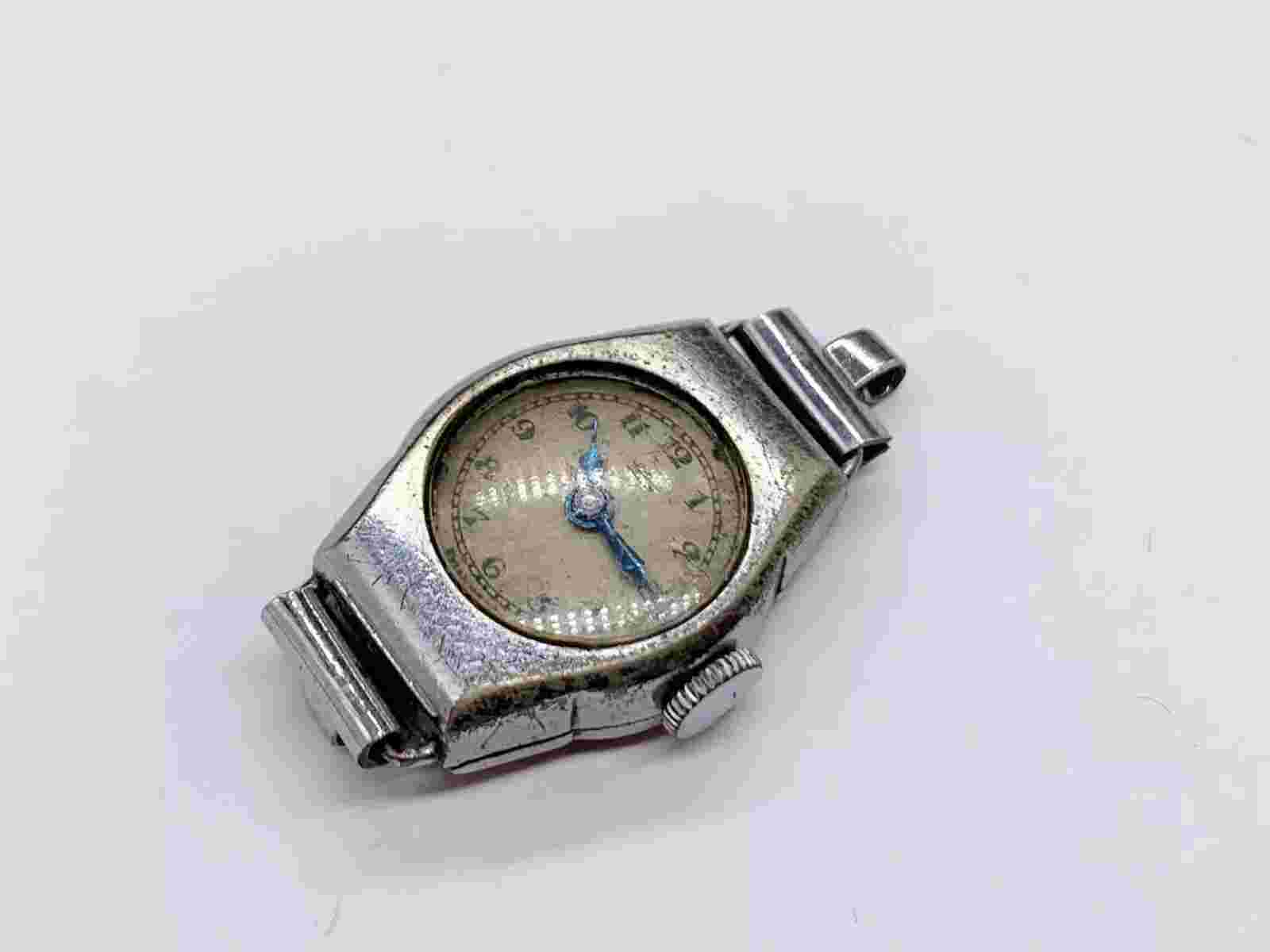 VINTAGE ELCO LADIES WRISTWATCH WATCH