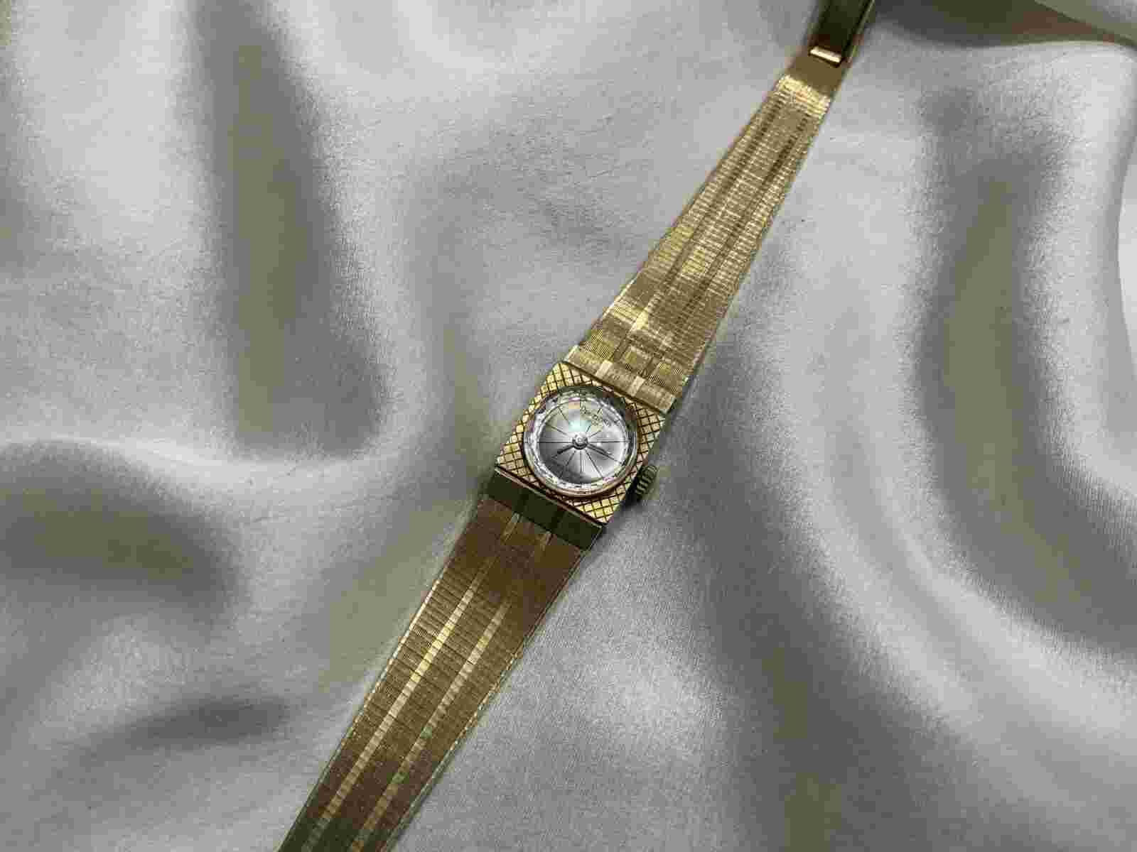Swiss gold plated watch Preziosa 17 rubis shockproof 1960s