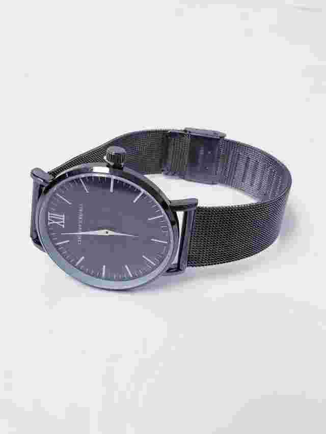 Larsson and Jennings black  Watch