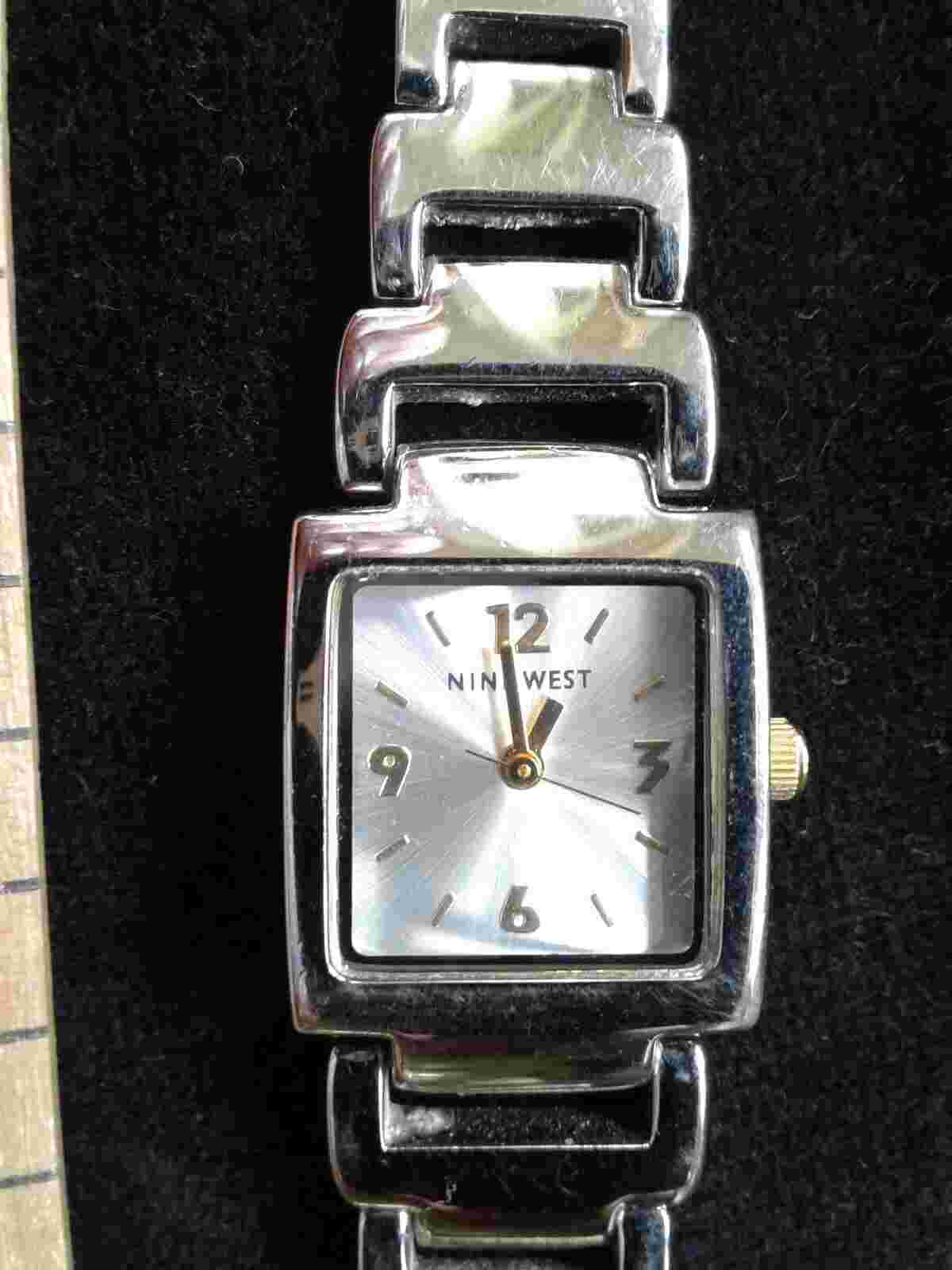 NINE WEST  WRIST Watch Women SILVER Tone SILVER Face SQUARE NEW BATTERY 6.5"