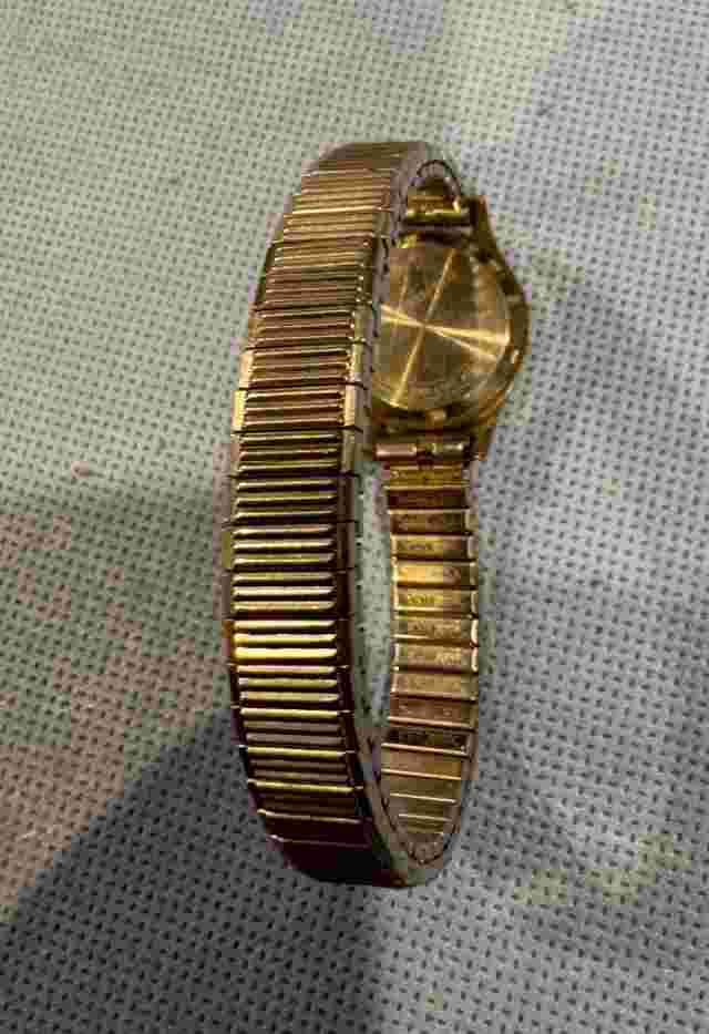 Lausanne 17 Jewels Vintage  Ladies Shockproof Watch