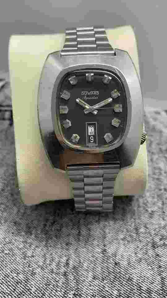 Duward Aquastar Automatic Ultra Rare Vintage WRistwatch 1970s