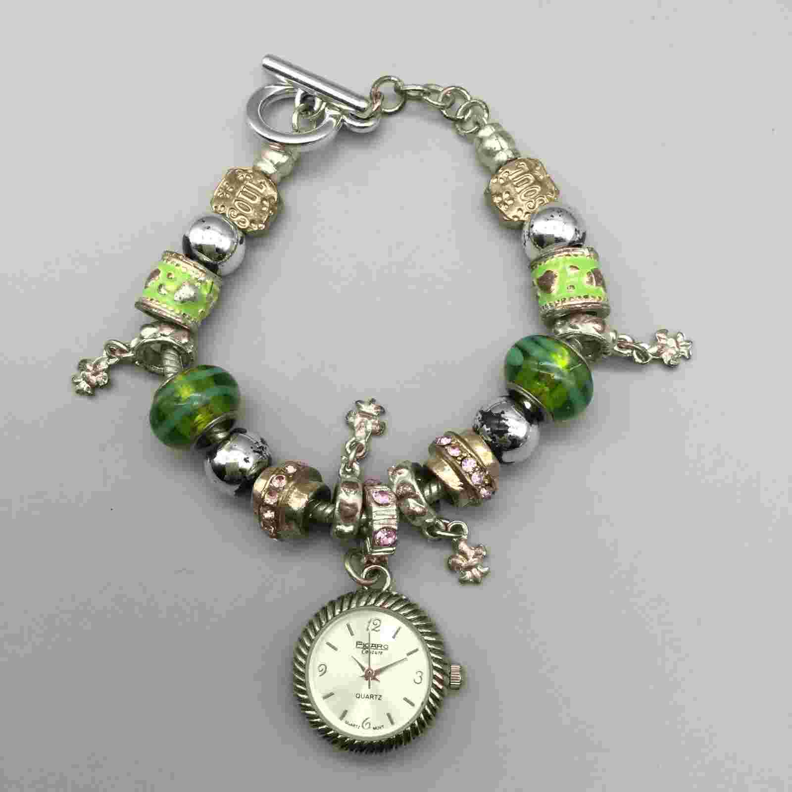 Figaro Couture Watch Women Silver Tone Green Slide Charm Toggle Band New Battery