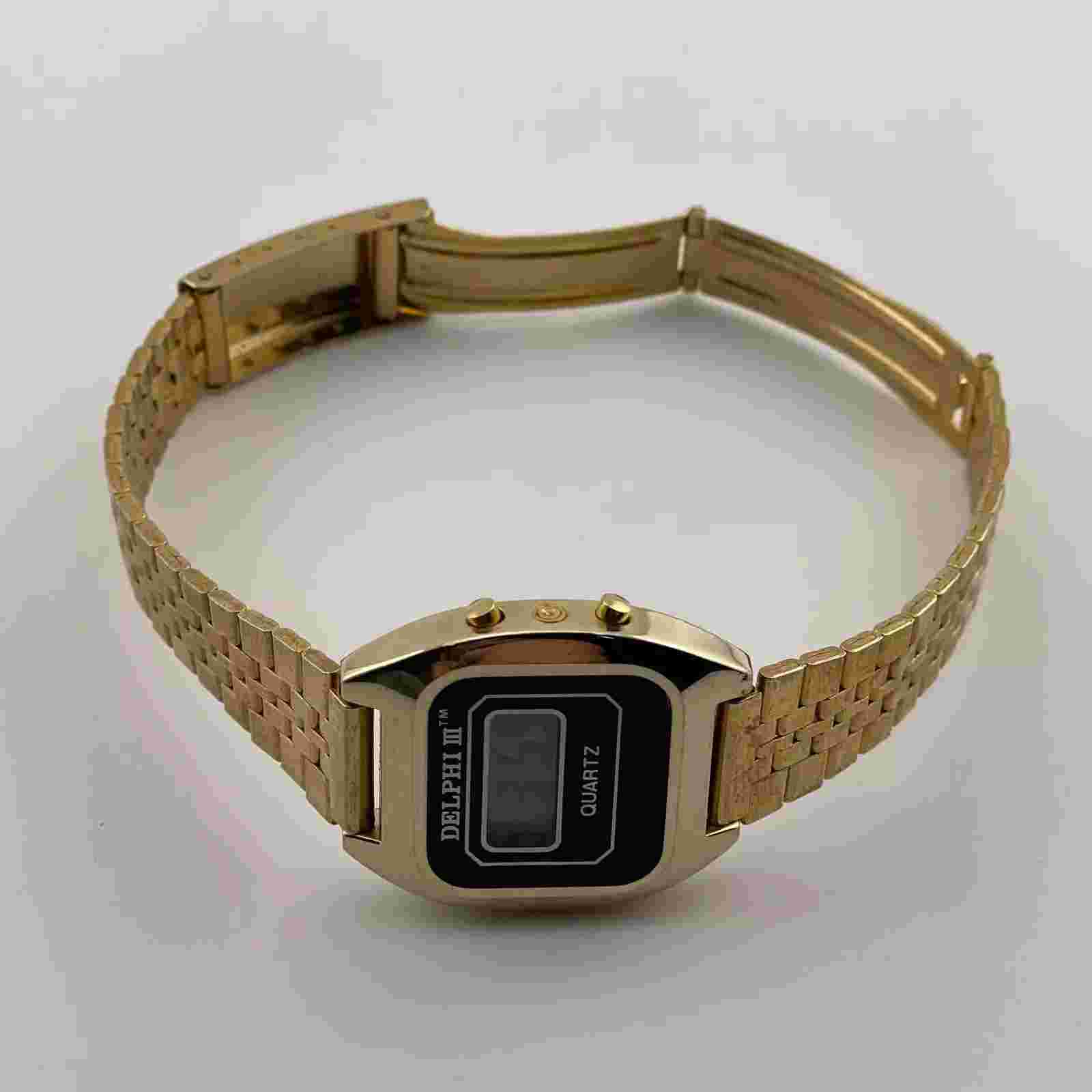 Delphi III Watch Unisex Digital Month Date 26mm Gold Tone Case Band