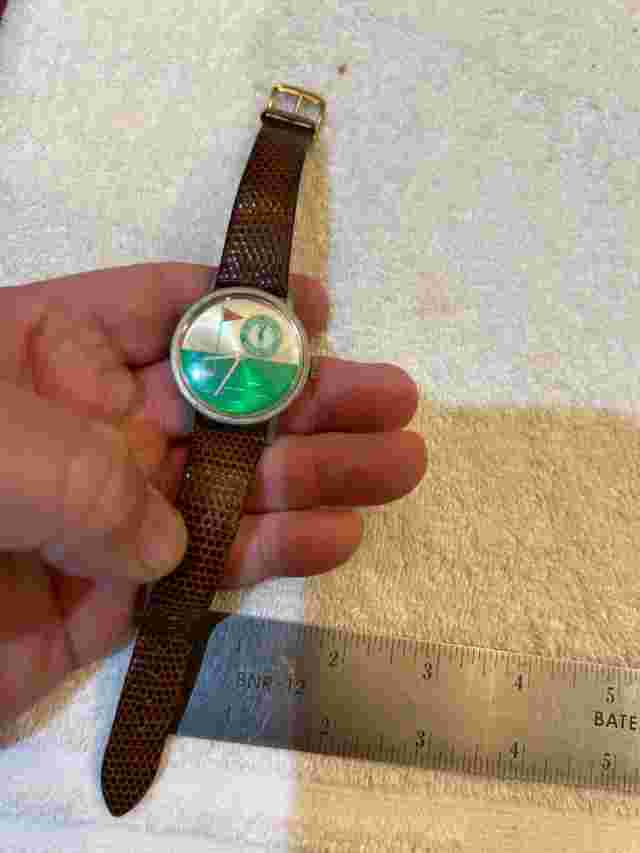 Vintage Colgate Dinah Shore Golf Advertising Character Watch