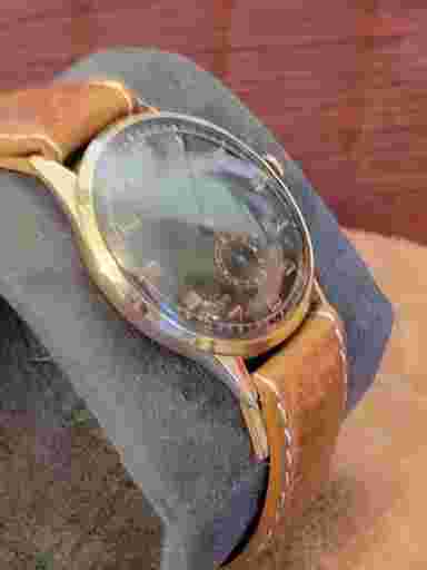Titan Vintage Mens Watch Gold Color  9723