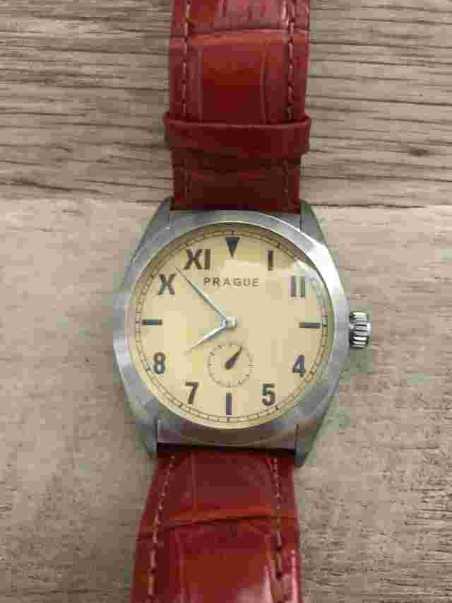 Prague Mens Watch, Learther Strap with Fold Clasp