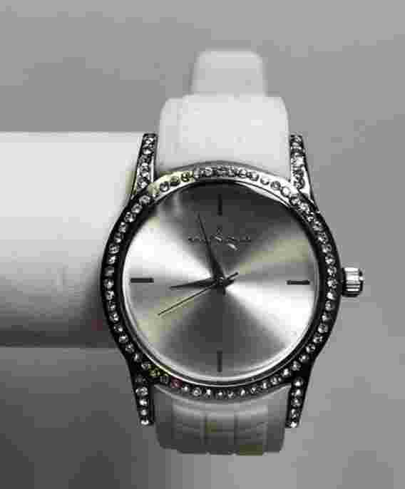 XOXO Women's XO9069 Silver-tone Watch With Seven Interchangeable Bands