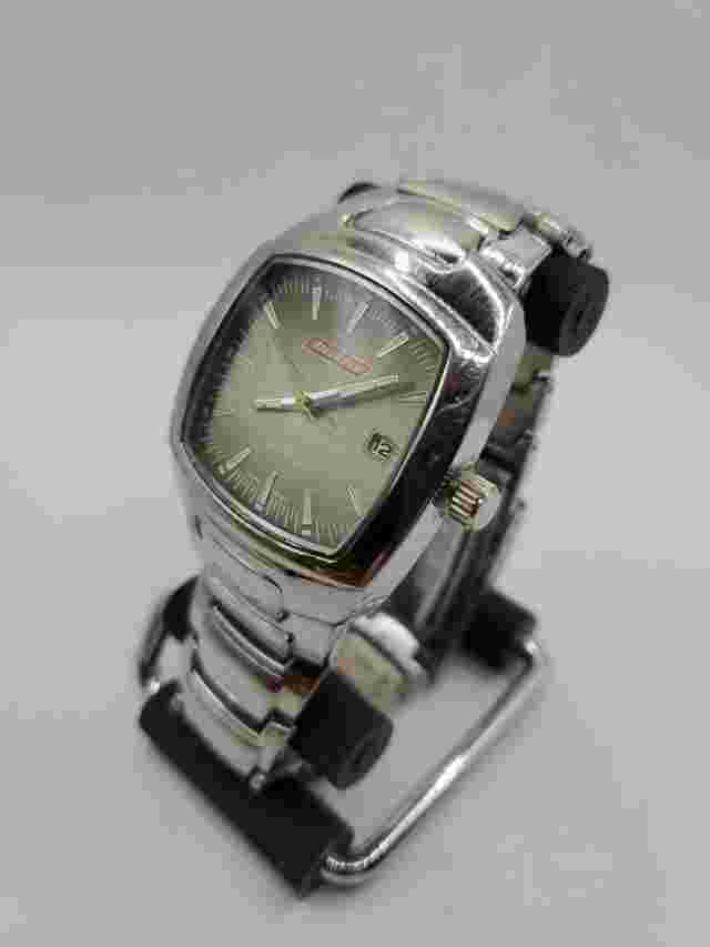 Dickies Men's Everyday Quartz Watch 37mm Square Silver Tone Metal Band
