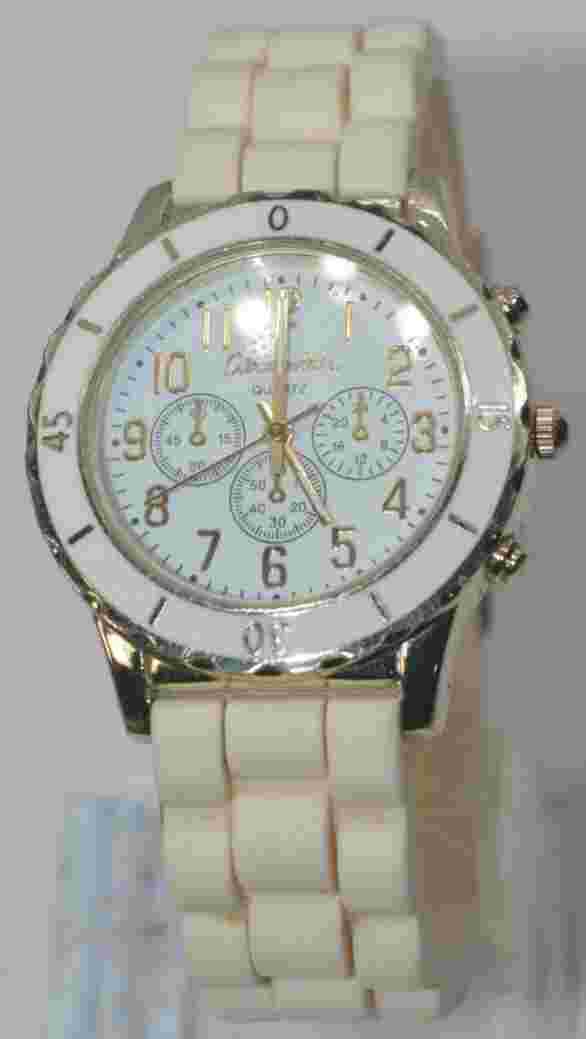 Aeropostale 37mmm watch White & Gold Silicone band New battery runs great