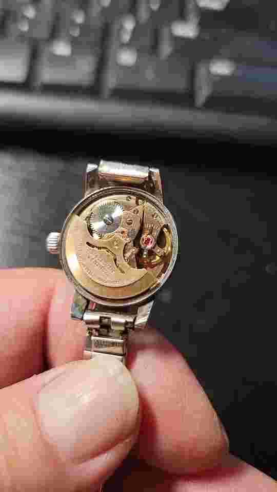 VTG Abercrombie and Fitch Women’s 17j Automatic Swiss Made watch SERVICED