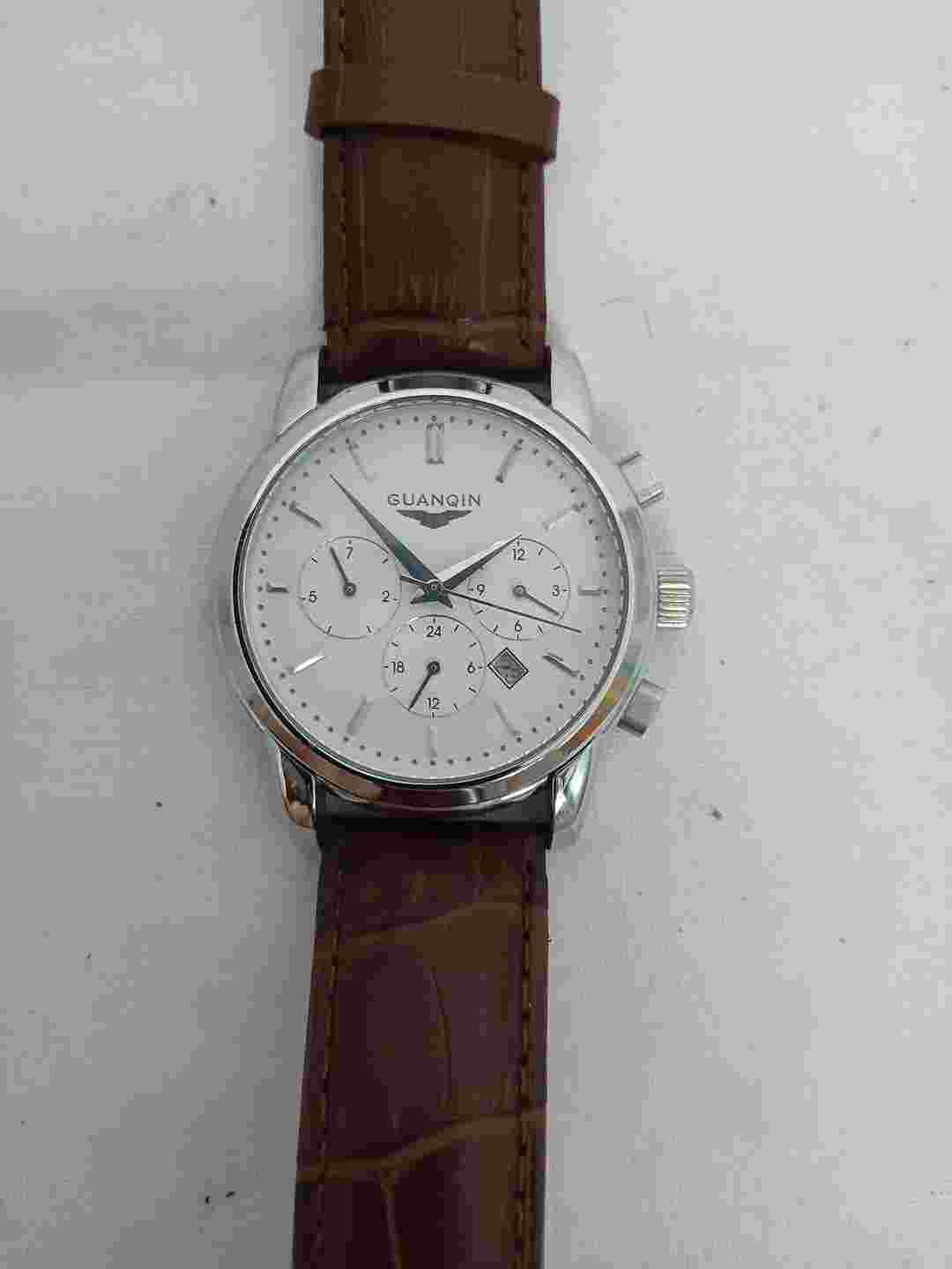 Guanquin Mens Wrist Watch Brown Leather Strap Silver Head Quartz 10ATM