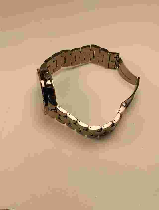 Sean John Vintage Black And Gold Tone W/ Faux Diamonds New Batt. SJ0004GU