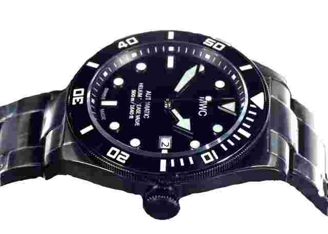 MWC Swiss Made | 500m | 25 Jewel Auto Diver | PVD Stainless Steel | Helium Valve