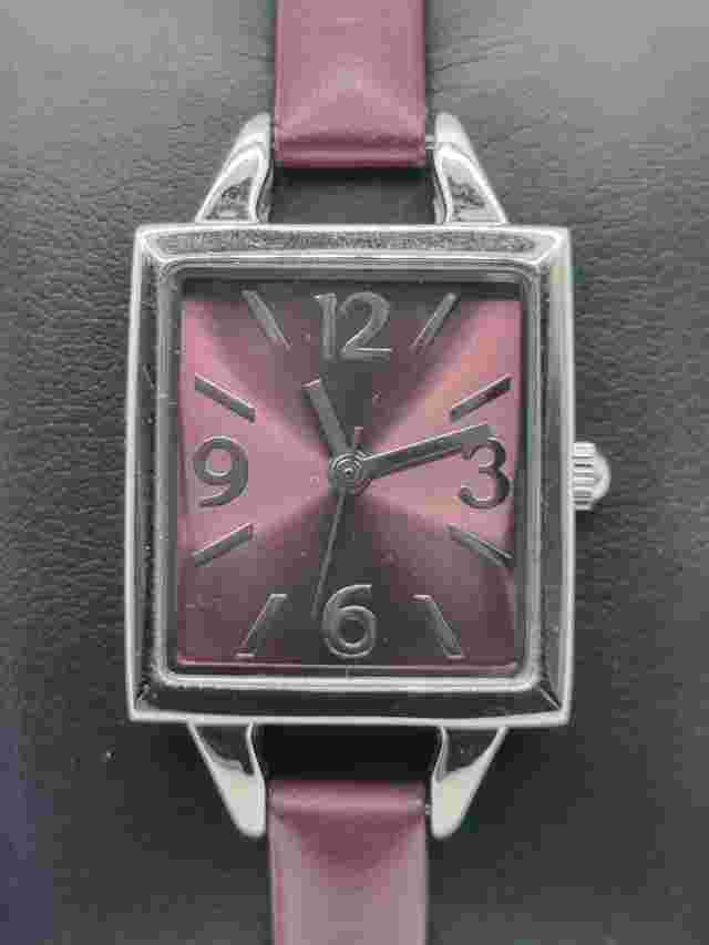 Beautiful Marks And Spencers Square Wristwatch For Parts / Repairs 24.67mm