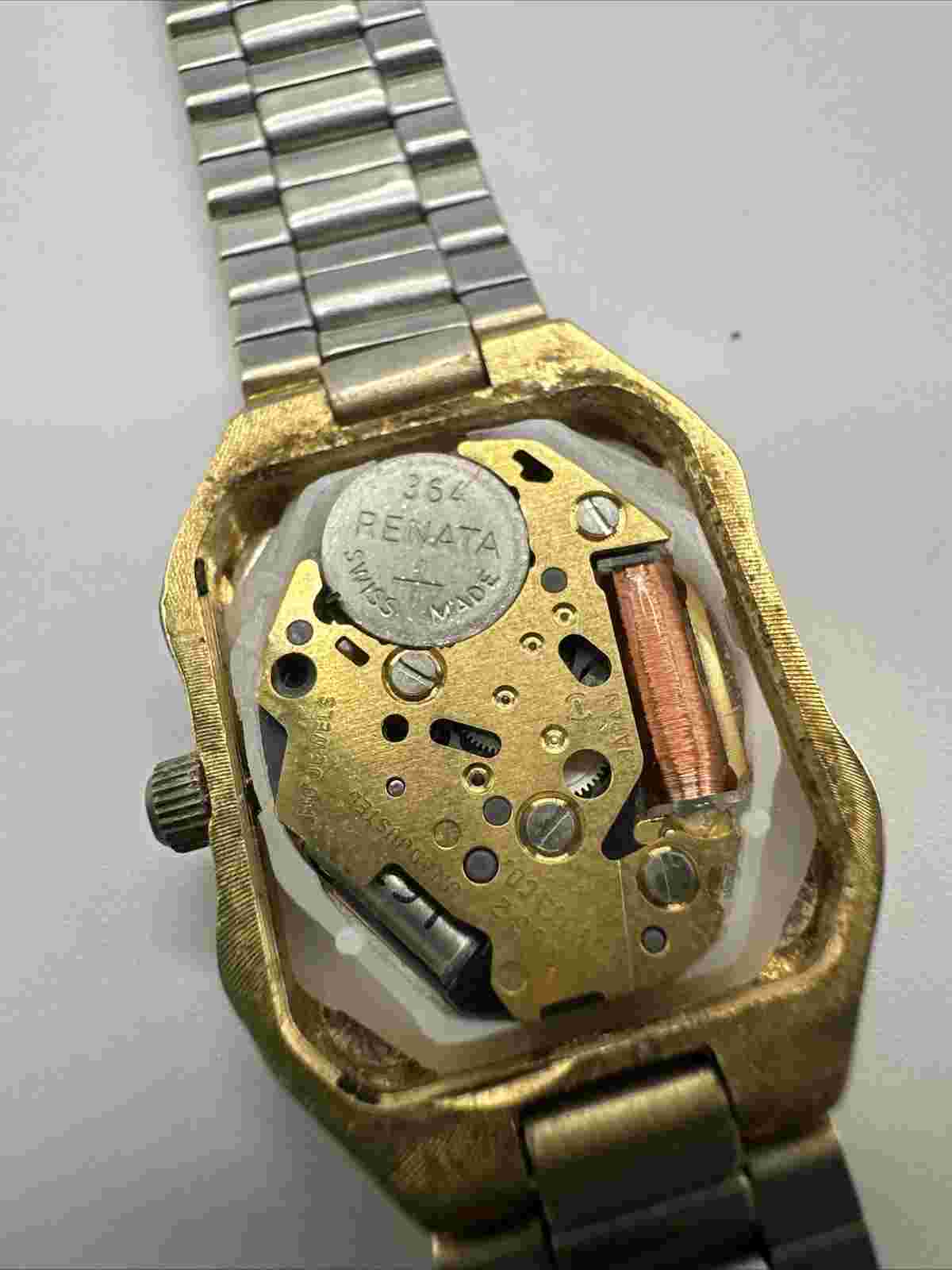 Halston Watch 293-6l32 For Parts Or Repair Sold As Is
