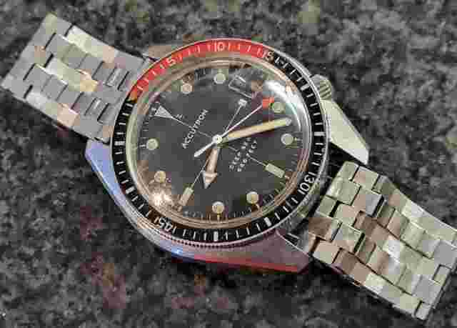 1970 Vintage Bulova Accutron Deep Sea 666 Feet Mens Watch w/Band, Running well